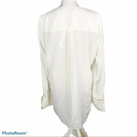 Diane Von Furstenberg tie front key hole top - Picture 3 of 12